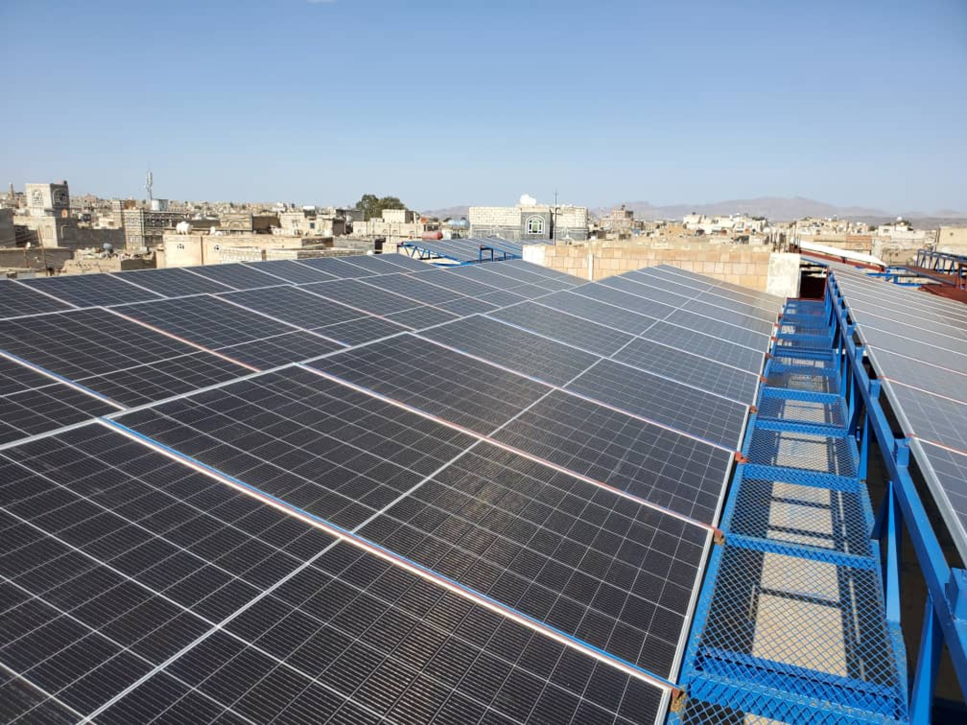 🌞⚡ مصدر الهندسة تشعل ثورة الطاقة الشمسية في اليمن ⚡🌞